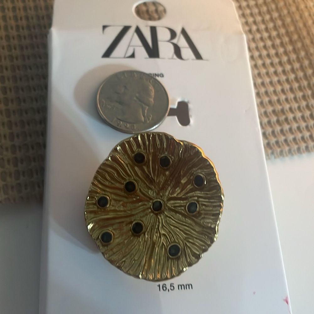 New Zara gold tone ring - Picture 4 of 5